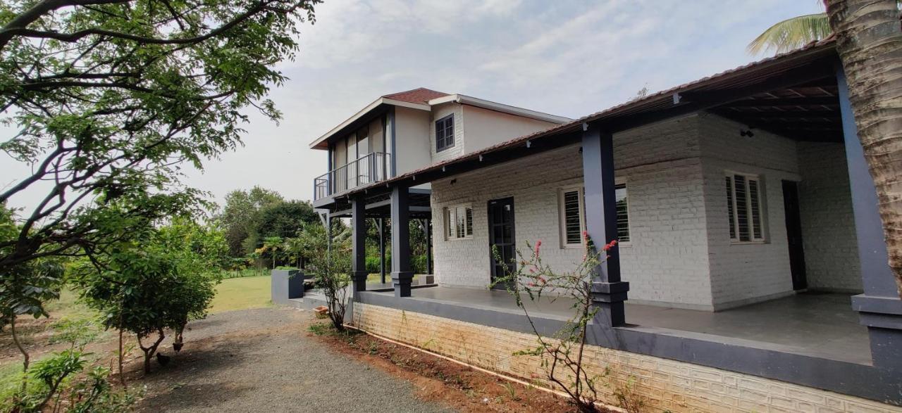 Shakuntala Farms - Rustic Farmstay With Modern Comforts Nashik Bagian luar foto